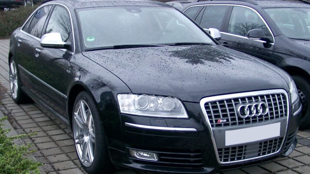 8 Affordable Luxury Cars That Make You Look Rich - Audi A8/ S8 D3

Source: Rudolf Stricker via https://commons.wikimedia.org/wiki/File:Audi_S8_front_20080303.jpg
